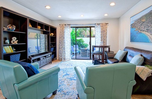 Hermosa Village Condo | 121 m² Condo ∙ 3 bedrooms ∙ 9 guests