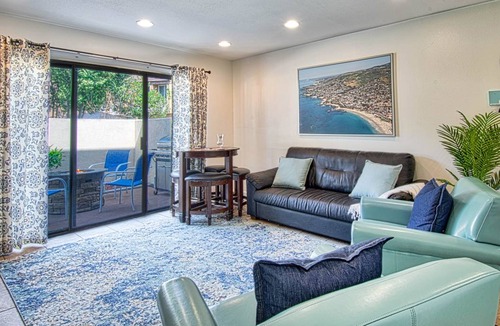 Hermosa Village Condo | 121 m² Condo ∙ 3 bedrooms ∙ 9 guests