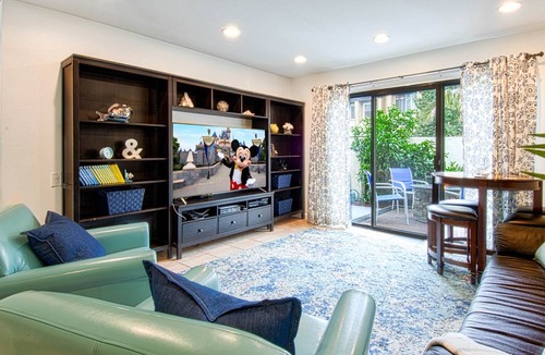 Hermosa Village Condo | 121 m² Condo ∙ 3 bedrooms ∙ 9 guests
