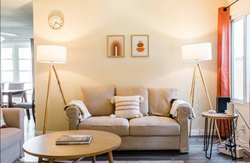 Torrance House | 124 m² House ∙ 3 bedrooms ∙ 6 guests