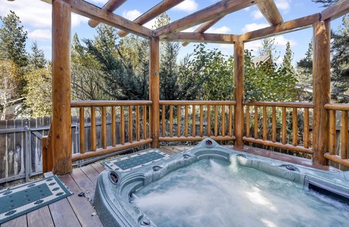 Patton Cabin | 127 m² Cabin ∙ 3 bedrooms ∙ 7 guests