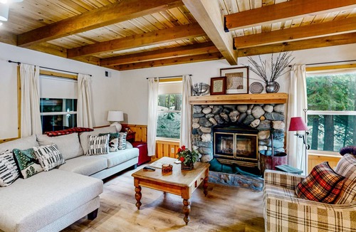 Tahoe Pines House | 127 m² House ∙ 3 bedrooms ∙ 6 guests