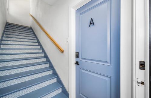 Sunset Beach House | 130 Anderson St A