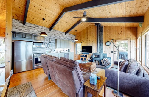 Gualala House | 130 m² House ∙ 2 bedrooms ∙ 6 guests