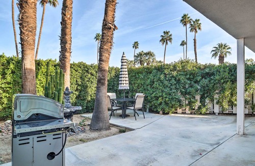 Palm Desert Cottage | 133 m² Cabin ∙ 2 bedrooms ∙ 6 guests