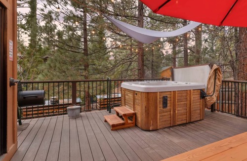 Eagle Mountain Estates Cabin | 139 m² Cabin ∙ 2 bedrooms ∙ 7 guests