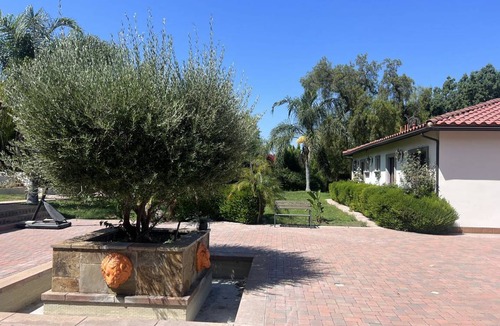 Yorba Linda House | 139 m² House ∙ 2 bedrooms ∙ 4 guests