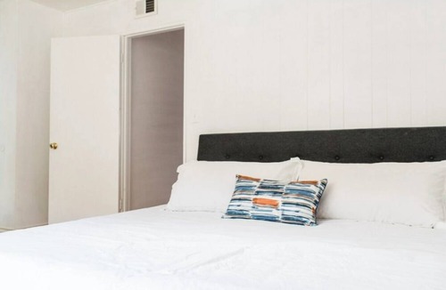 Torrance House | 139 m² House ∙ 3 bedrooms ∙ 6 guests