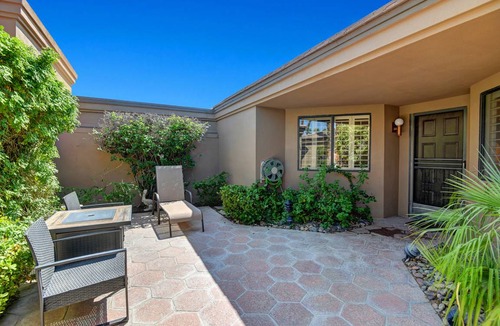 Palm Desert Condo | 144 m² Condo ∙ 2 bedrooms ∙ 4 guests