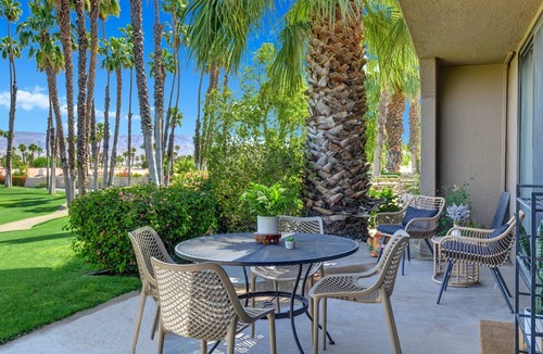 Palm Desert Condo | 144 m² Condo ∙ 3 bedrooms ∙ 6 guests