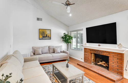 Huntington Beach House | 144 m² House ∙ 3 bedrooms ∙ 10 guests