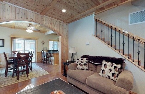 Summit Estates House | 145 m² Maisonette ∙ 3 bedrooms ∙ 8 guests