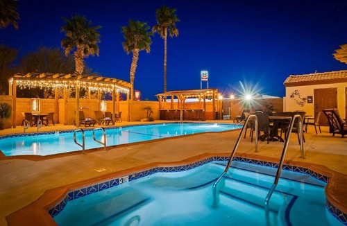 Needles Hotel | 146 m² Hotel ∙ 127 guests