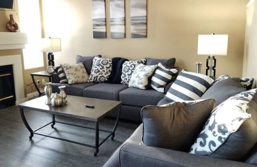 Tustin House | 15 MIN TO DISNEY 3 bedroom luxury home near Irvine