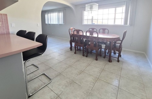 Midway City House | 🌟15 mins from Disneyland Spacious and central Little Saigon Home🌟