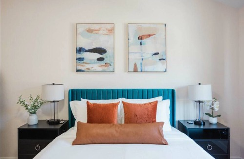 West Carson House | 153 m² House ∙ 3 bedrooms ∙ 6 guests