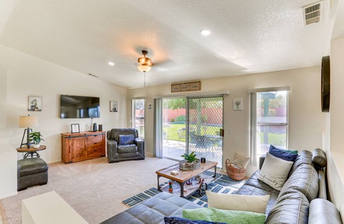 Victorville House | 161 m² House ∙ 4 bedrooms ∙ 7 guests