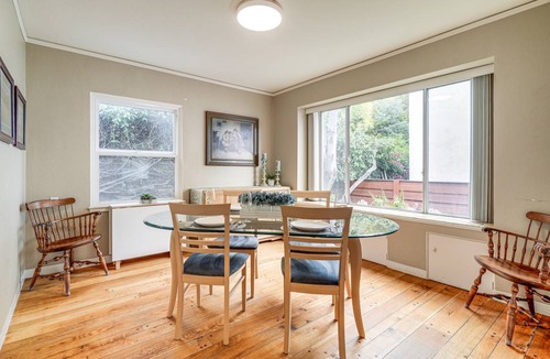 Heritage District House | 162 m² House ∙ 2 bedrooms ∙ 6 guests