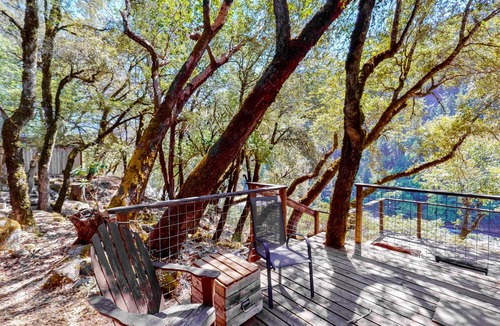 Burnt Ranch House | 162 m² House ∙ 4 bedrooms ∙ 12 guests