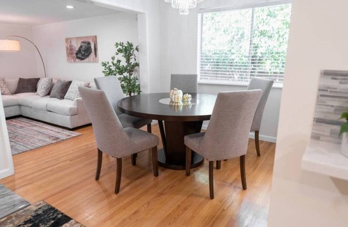 Northwest Anaheim House | 163 m² House ∙ 3 bedrooms ∙ 8 guests