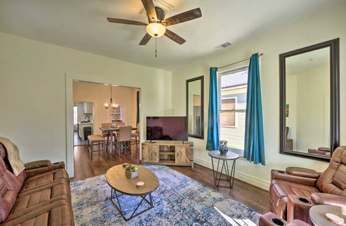 Downtown Riverside House | 167 m² House ∙ 3 bedrooms ∙ 8 guests