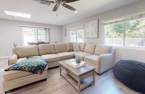 Orange House | 167 m² House ∙ 3 bedrooms ∙ 1 guest