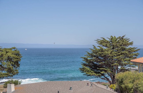 Pacific Grove House | 167 m² House ∙ 3 bedrooms ∙ 6 guests