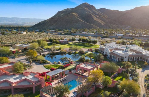 Palm Springs Villa | 1735 m² Villa ∙ 11 bedrooms ∙ 20 guests