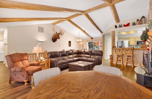 Eagle Mountain Estates Ski Chalet | 179 m² Chalet ∙ 3 bedrooms ∙ 8 guests