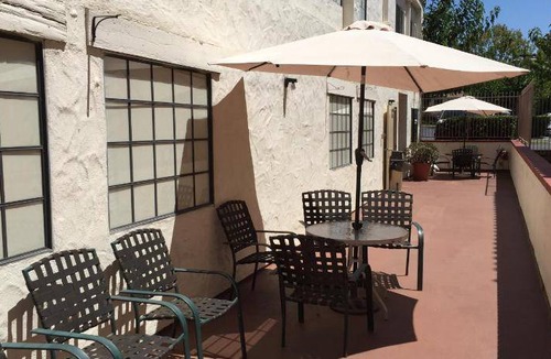 Old Town Hotel | 18 m² Motel ∙ 127 guests
