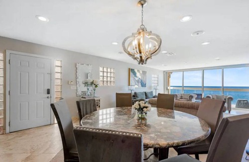 Eastern Malibu House | 181 m² House ∙ 5 bedrooms ∙ 8 guests