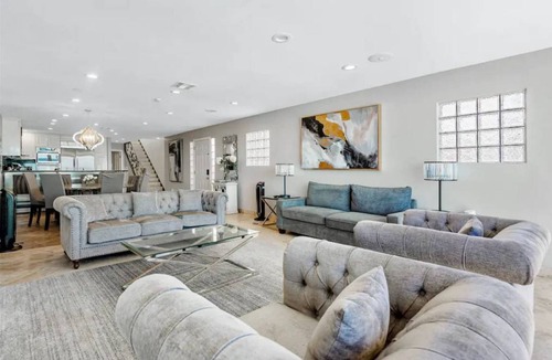 Eastern Malibu House | 181 m² House ∙ 5 bedrooms ∙ 8 guests