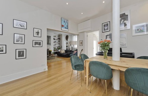 Shaftesbury Apartment | 186 m² Apartment ∙ 4 bedrooms ∙ 8 guests