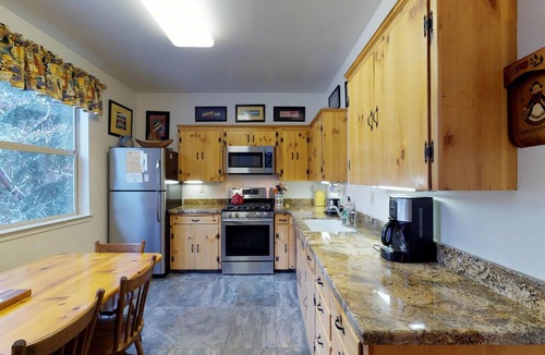 Big Creek House | 186 m² House ∙ 4 bedrooms ∙ 10 guests