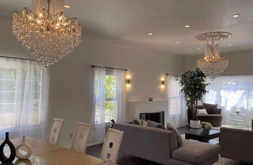 Beverly Hills House | 186 m² House ∙ 3 bedrooms ∙ 6 guests