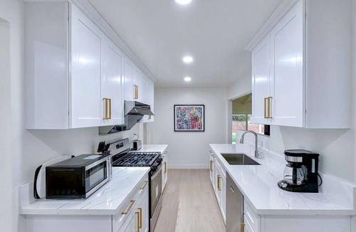 Rowland Heights House | 19 m² House ∙ 4 bedrooms ∙ 9 guests