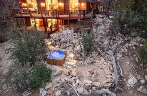 Castle Glen Estates House | 190 m² House ∙ 5 bedrooms ∙ 16 guests