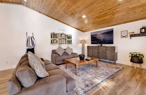 Upper Moonridge Cabin | 191 m² Chalet ∙ 4 bedrooms ∙ 10 guests