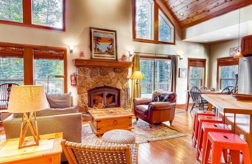 Serene Lakes House | 192 m² House ∙ 3 bedrooms ∙ 9 guests