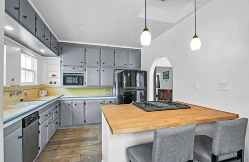 Tustin House | 1920's Spanish Revival Home