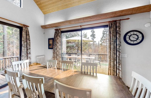 Shaver Lake House | 195 m² House ∙ 3 bedrooms ∙ 8 guests
