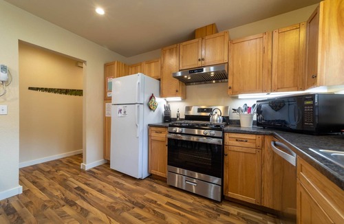 Orick House | 19A Johnny Redwood Suite at the Meadow Site