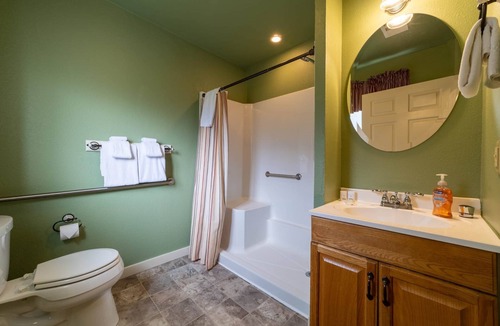 Orick Apartment | 19B Johnny Redwood Single Room at the Meadow Site
