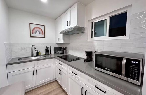 Ontario Villa | 1B1BVilla/Disneyland/Universal Studios