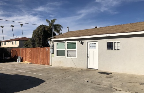 Lennox House | $2,295 - 2 Bedroom 1 Bathroom House In Inglewood With Great Amenities