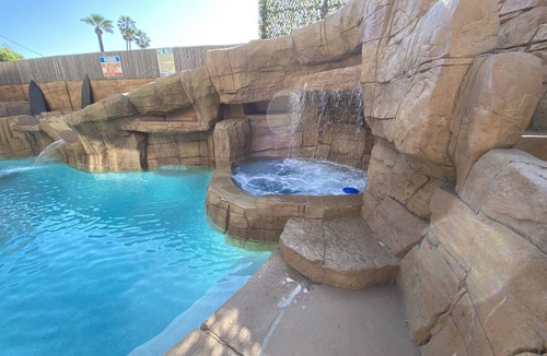 Sherwood Forest and Thistle Development House | 2.7MI DISNEY/CONVENTION CENTER GETAWAY