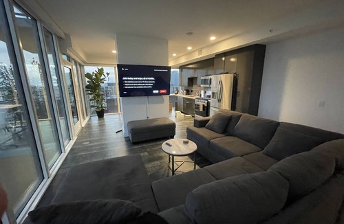 Bunker Hill Condo | 2 Bed+2 Bath+ Penthouse + Private Balcony