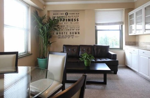 Anaheim Colony Historic District Apartment | 2 bed 2 bth Disneyland Fireworks