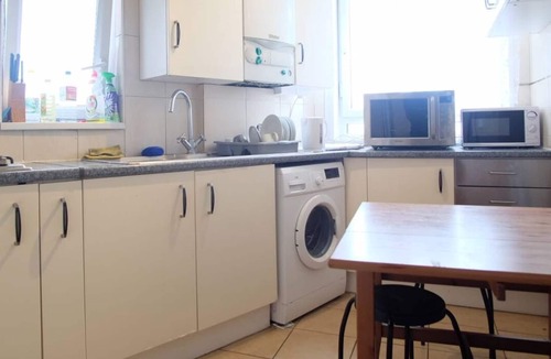 Woolwich Riverside Apartment | 2-Bed Apartment in London Woolwich