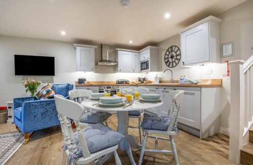 Castleton Cottage | 2 Bed in Castleton (oc-p34012)